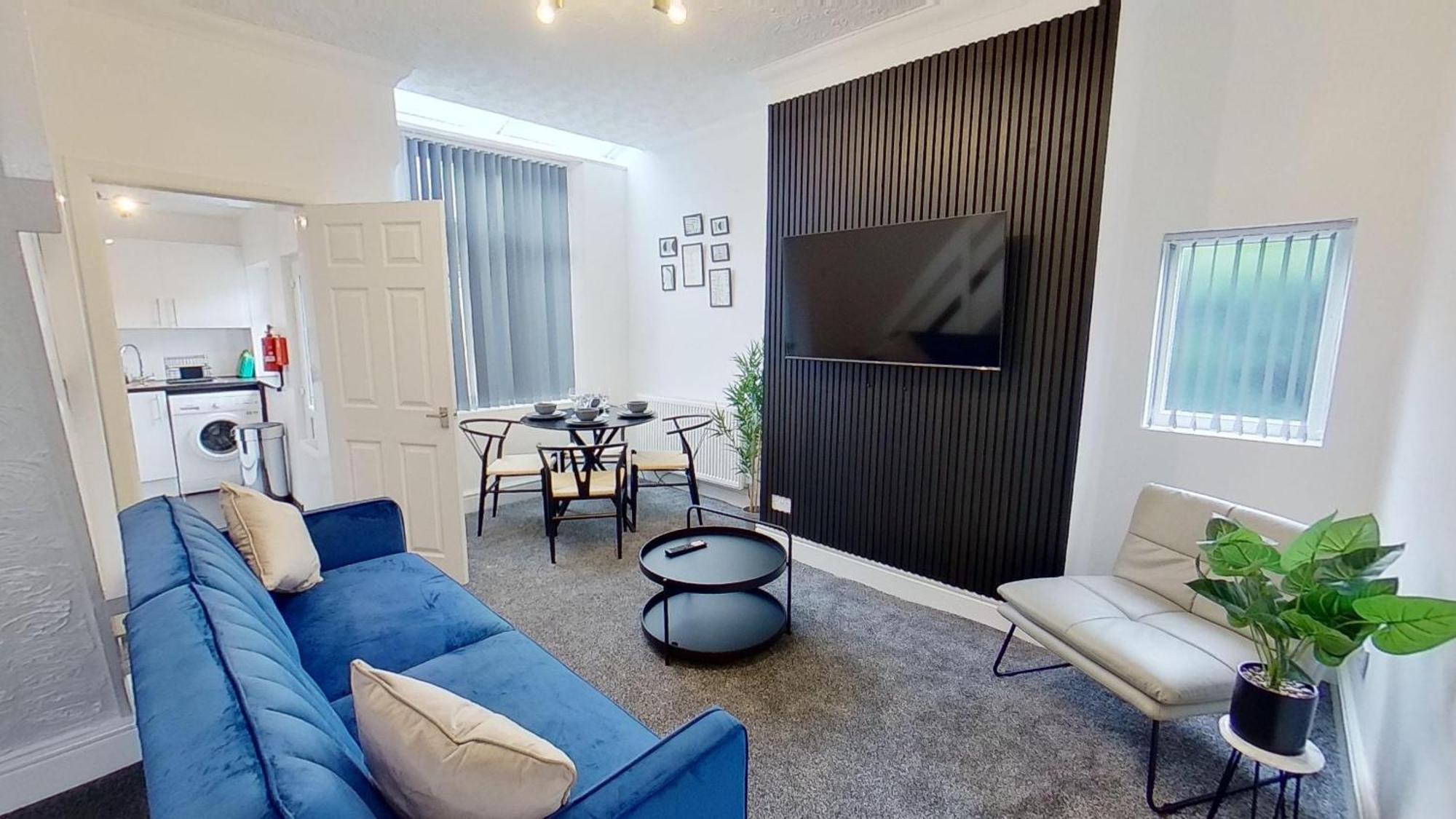Сasa de vacaciones Elegant 2 Bed House Near Centre Mánchester